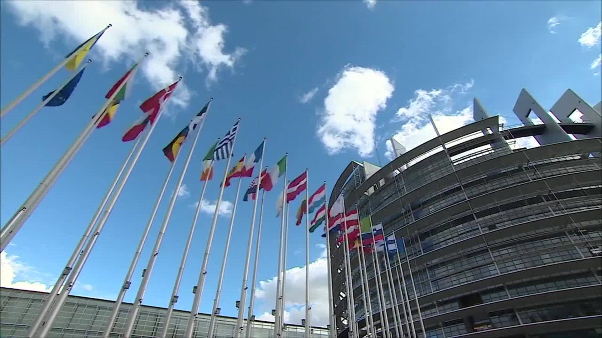 La Comisión Europea expedienta a META por incumplimiento de la ley digital europea en menores