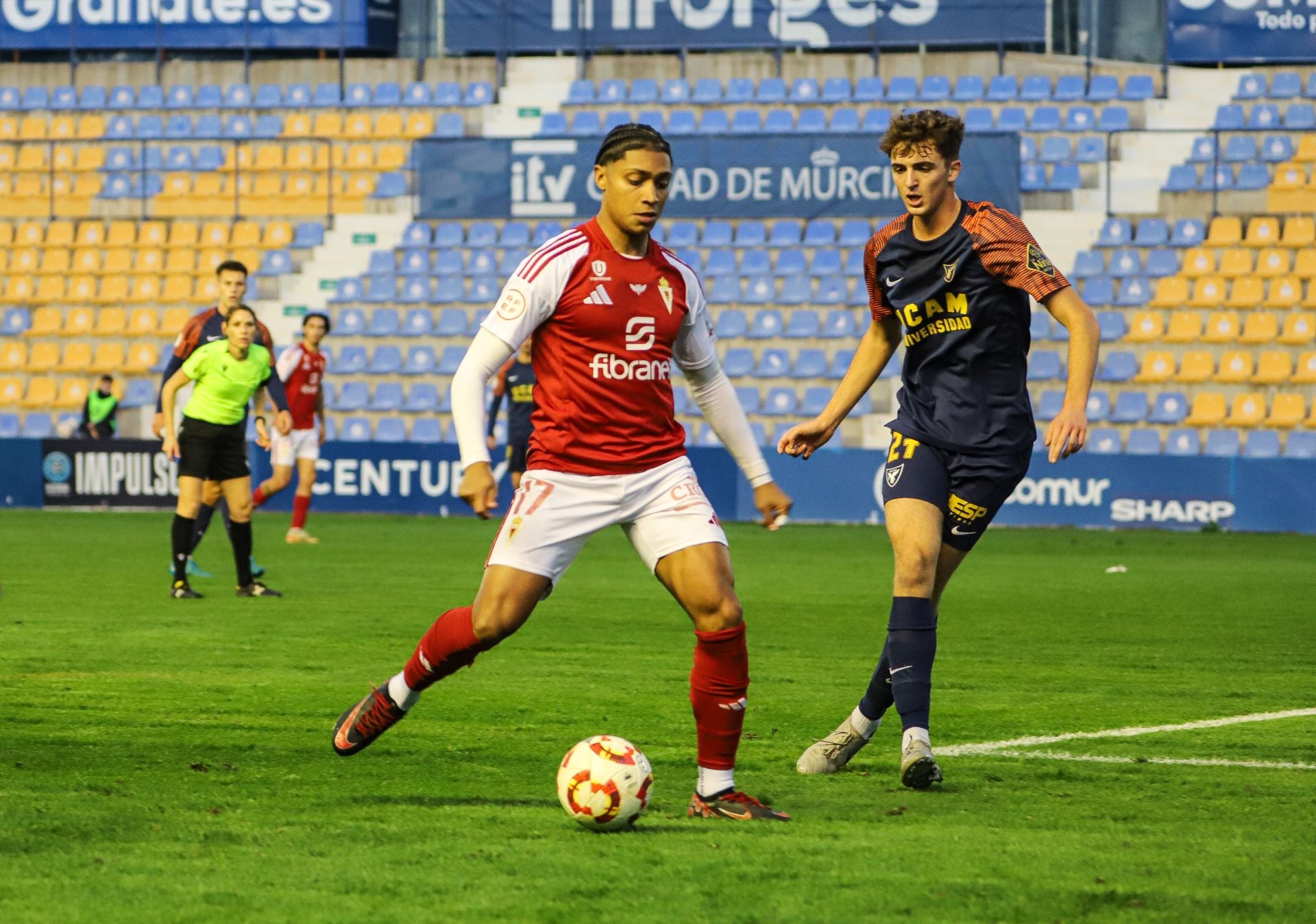 El partido benéfico entre Real Murcia y UCAM, en imágenes