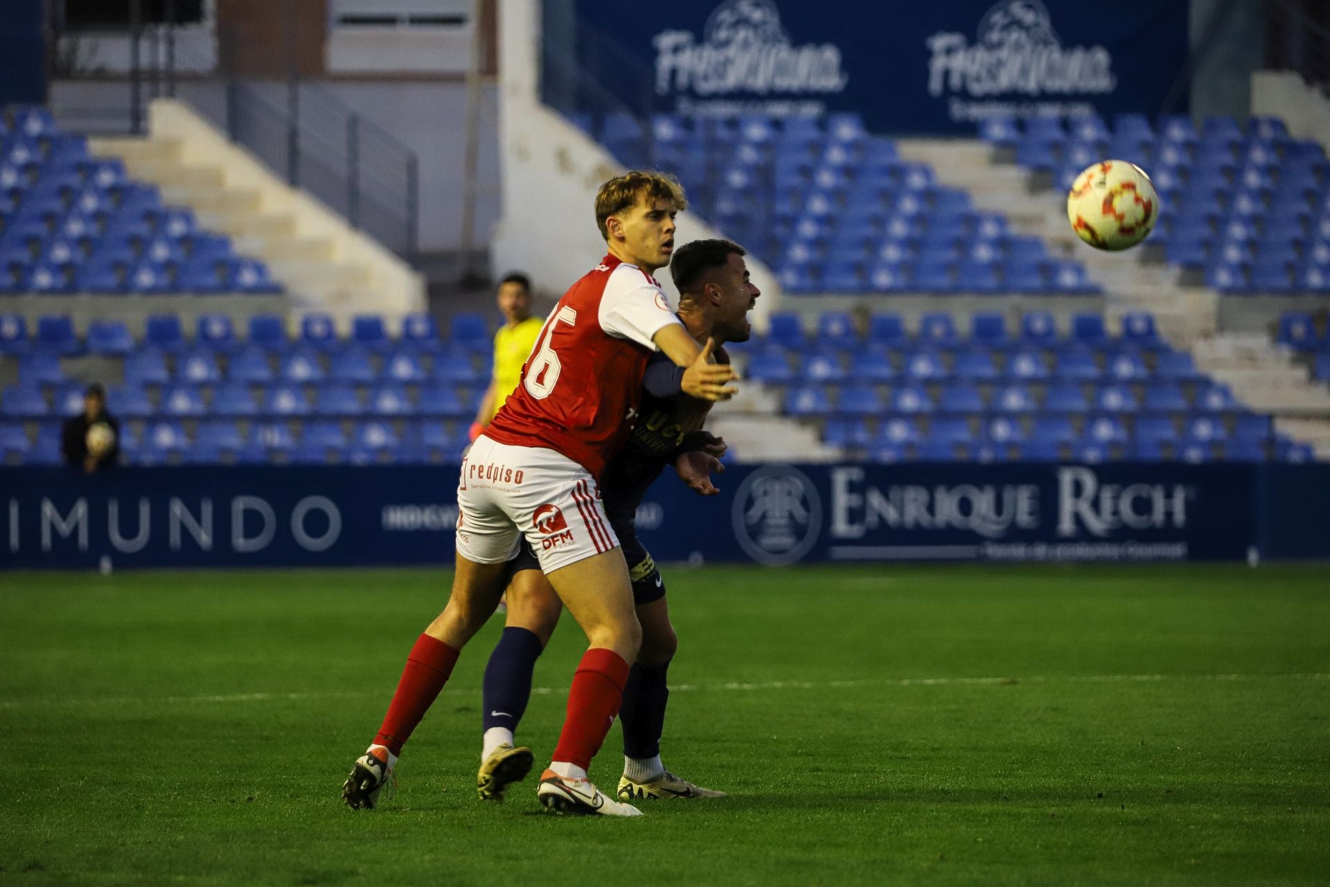 El partido benéfico entre Real Murcia y UCAM, en imágenes