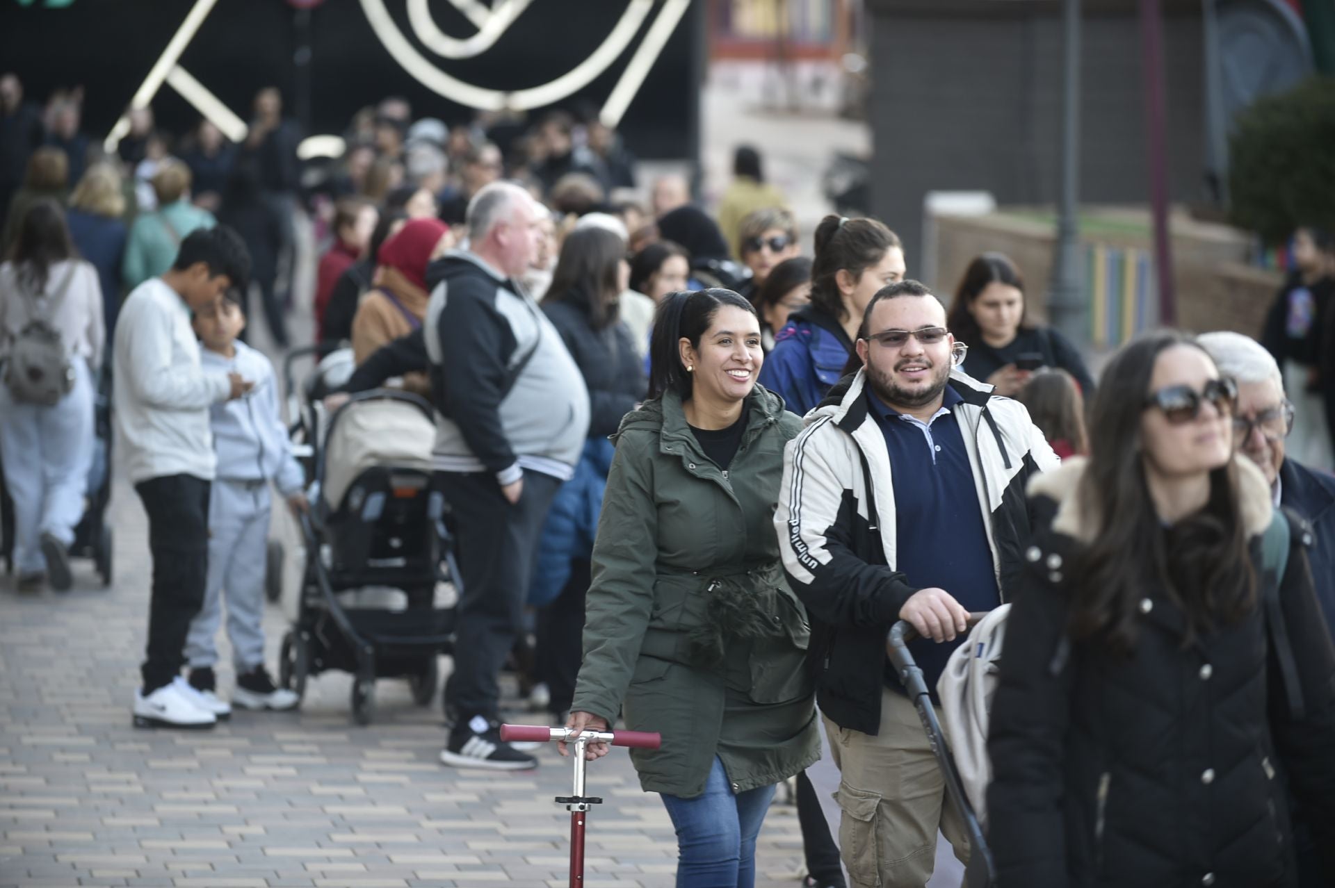 Un roscón de Reyes de 155 metros en Molina de Segura