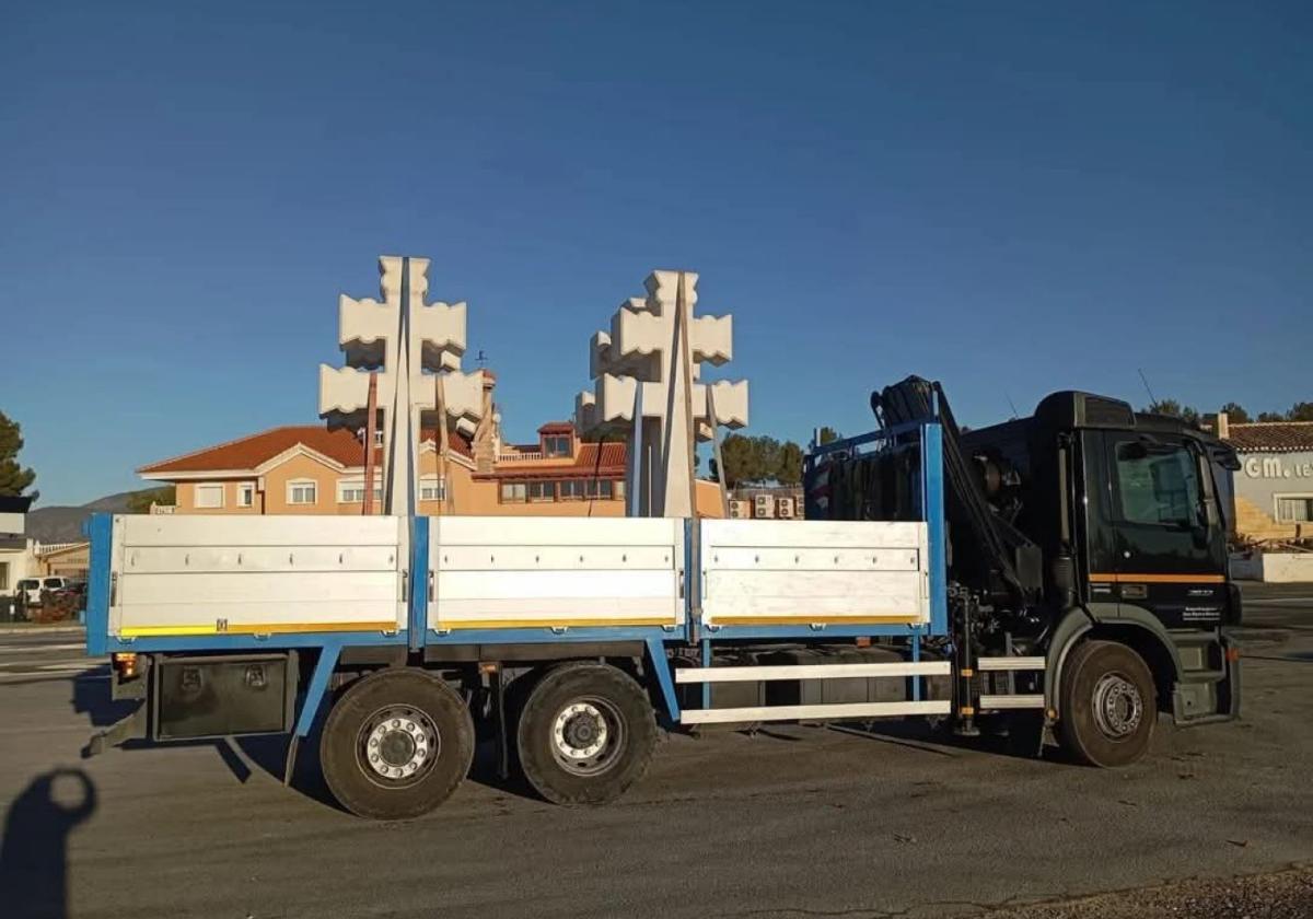 Cuatro cruces de Caravaca de camino a Navarra