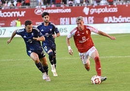 Antonio Toral, procedente del Imperial, jugando con el Real Murcia esta campaña.