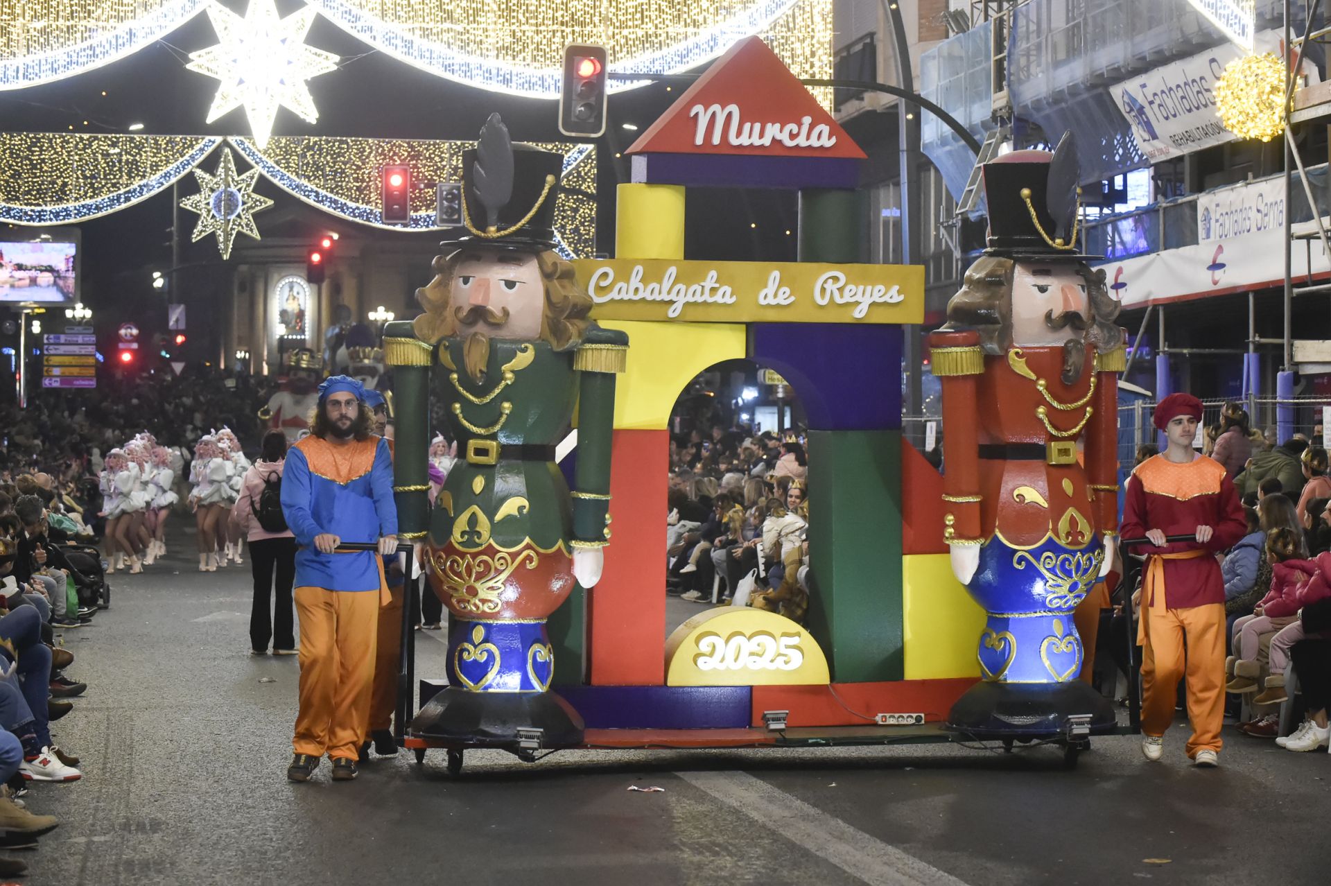 La cabalgata de los Reyes Magos en Murcia, en imágenes