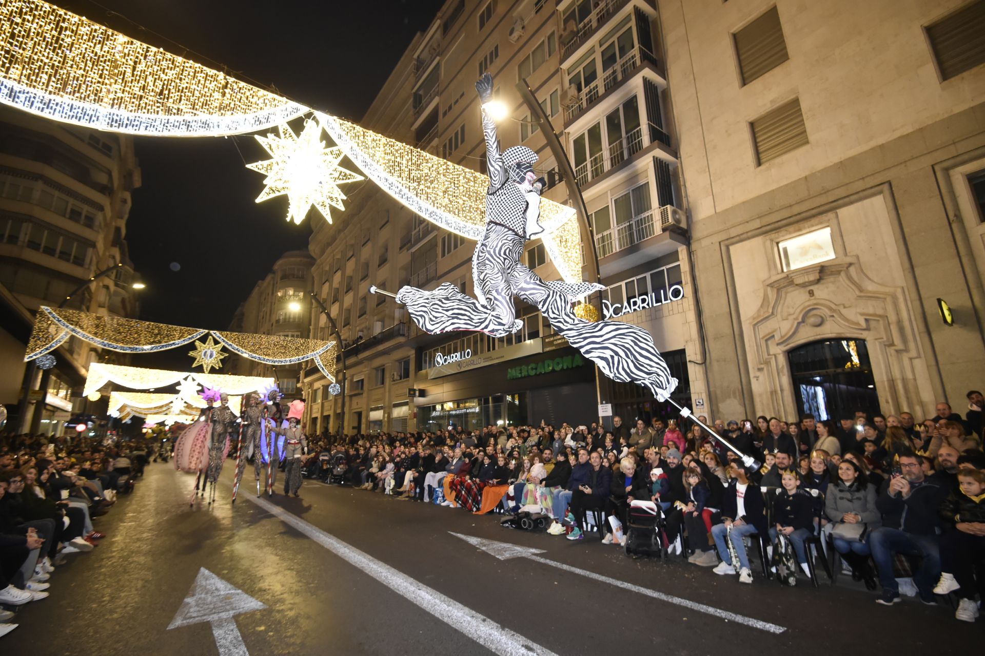 La cabalgata de los Reyes Magos en Murcia, en imágenes