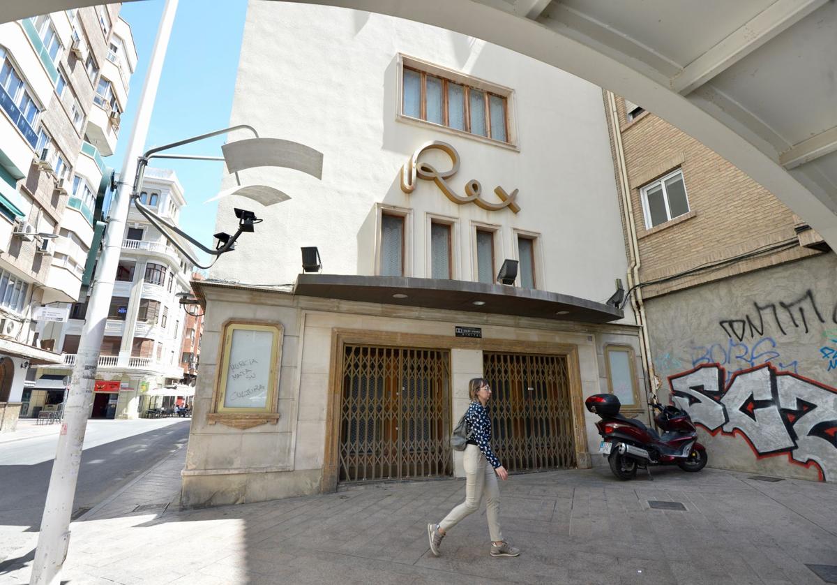 La fachada del cine Rex de Murcia, en una imagen de archivo.