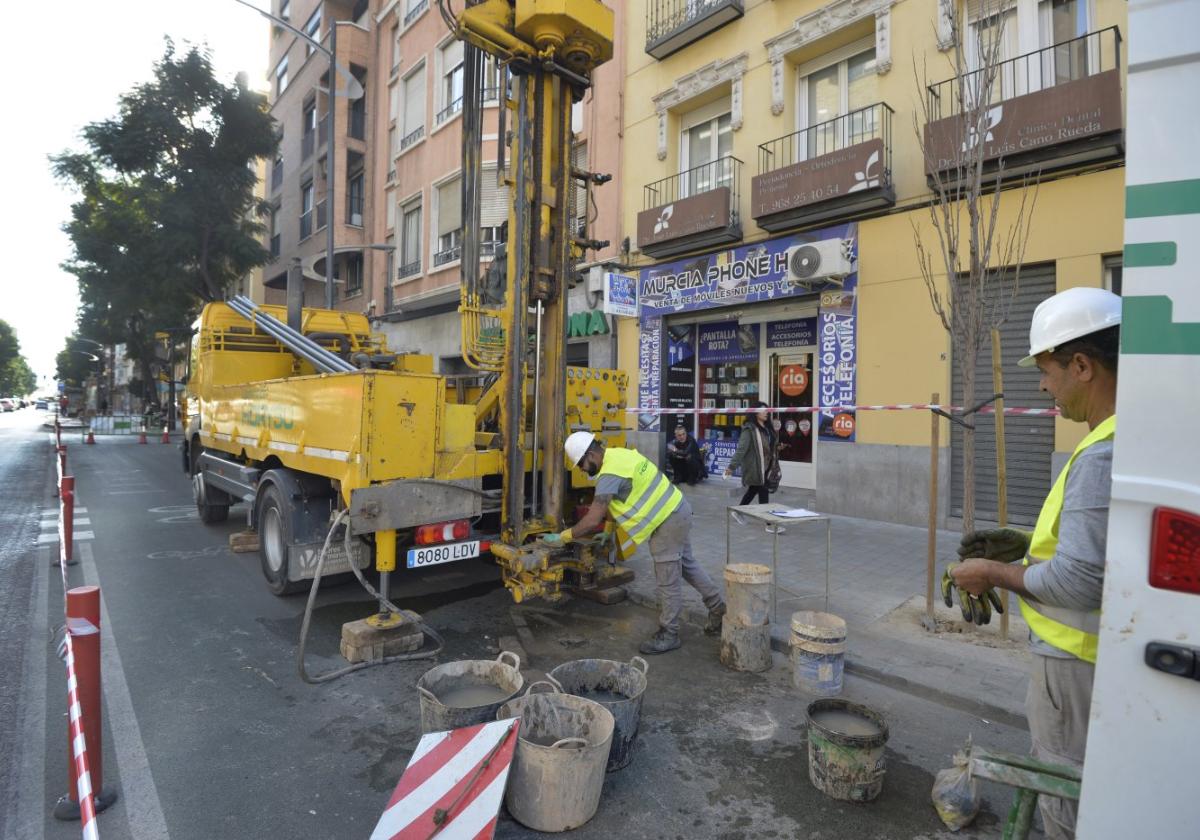 Las catas para los nuevos subterráneos comenzaron en febrero del año pasado en la calle Floridablanca.