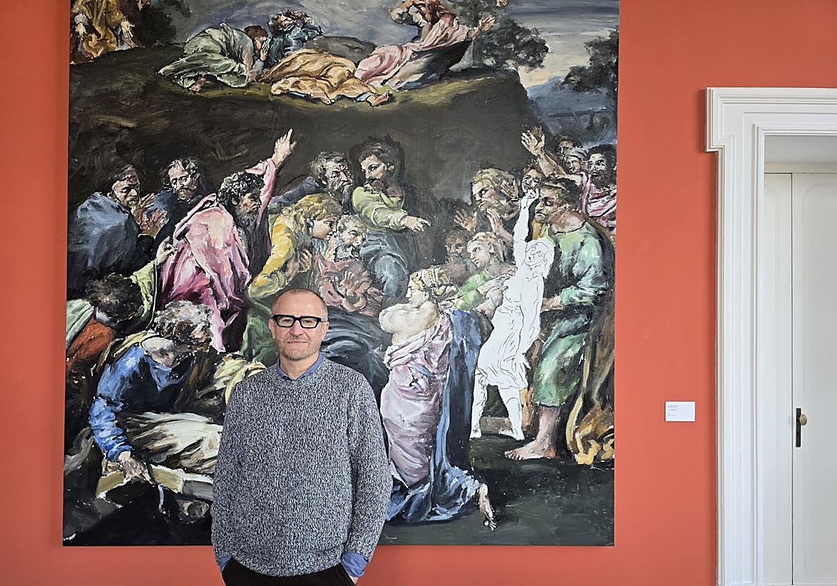 En la Real Academia de España en Roma. Vicente Funes posa para LA VERDAD en los salones de la institución.