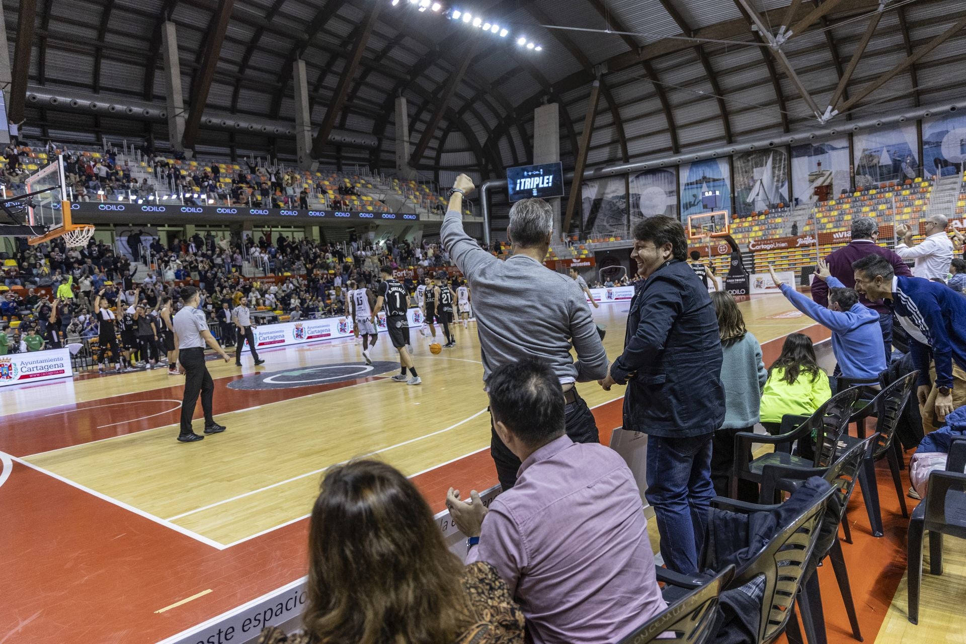 Las imágenes de la victoria del Cebé ante el Cantabria (87-78)