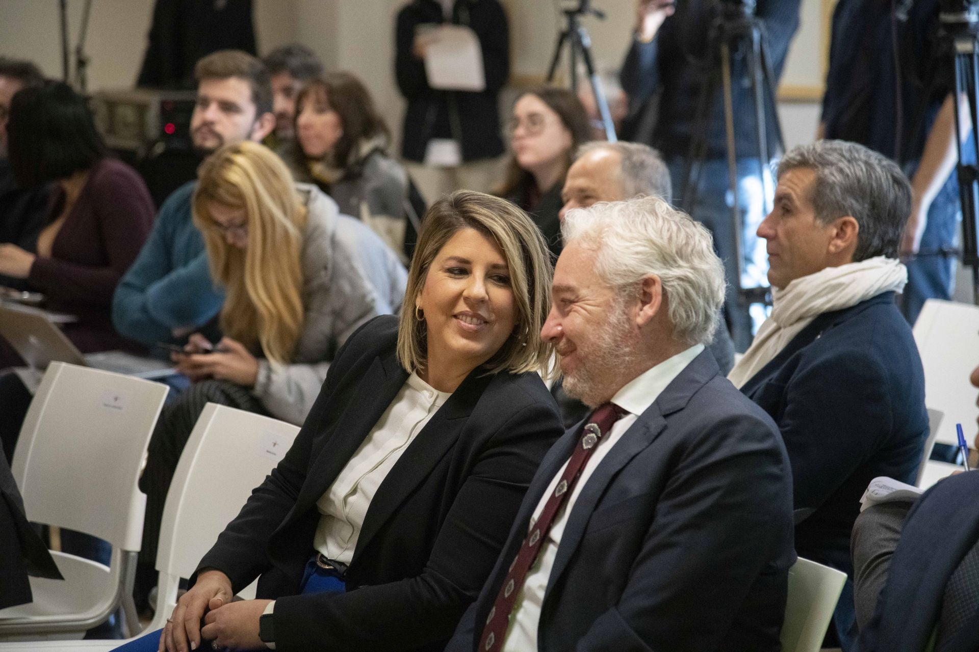 El ministro de Cultura visita los restos del barco fenicio &#039;Mazarrón II&#039; en el ARQVA de Cartagena, en imágenes