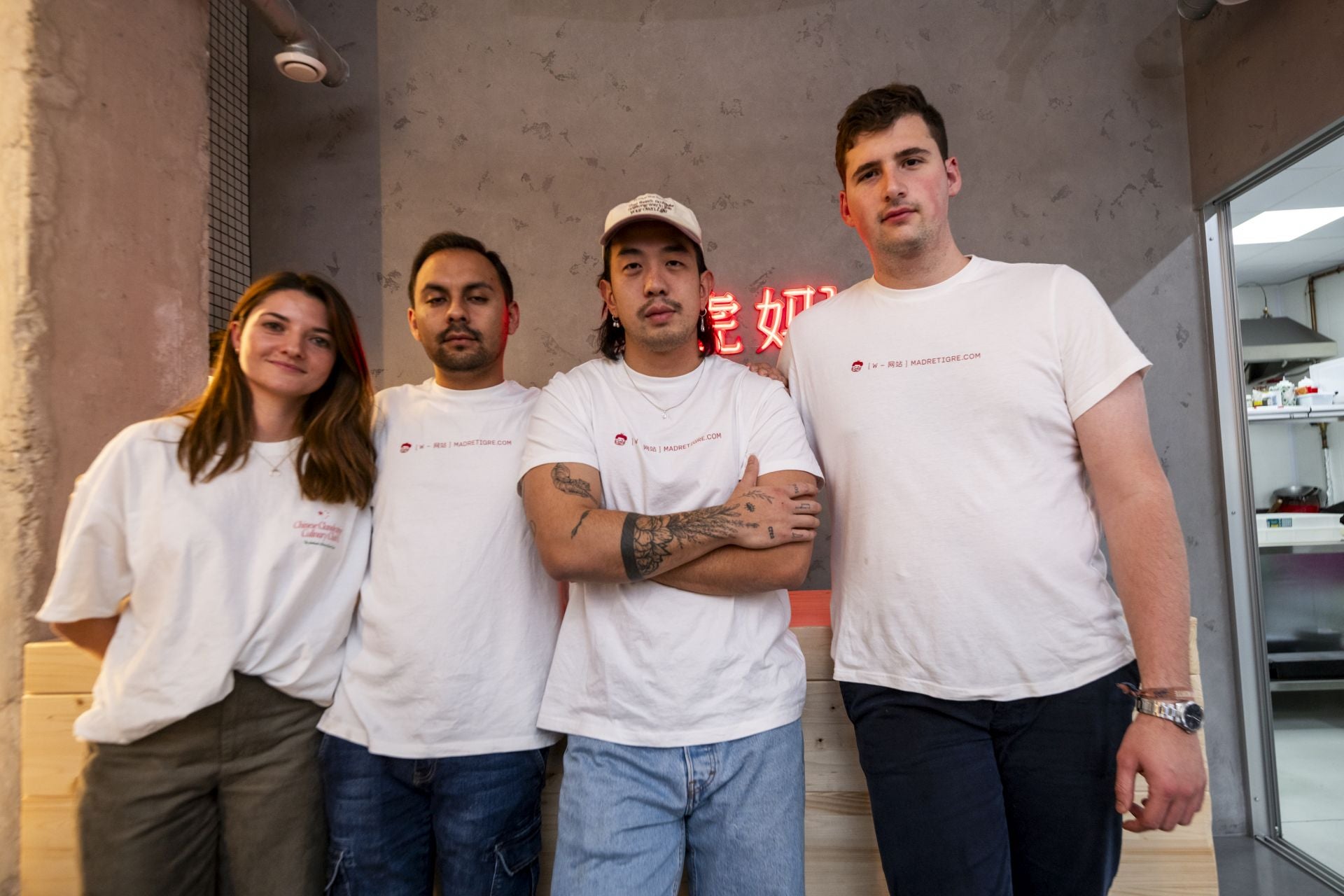 Madre Tigre, el nuevo local de comida callejera china en Murcia, en imágenes