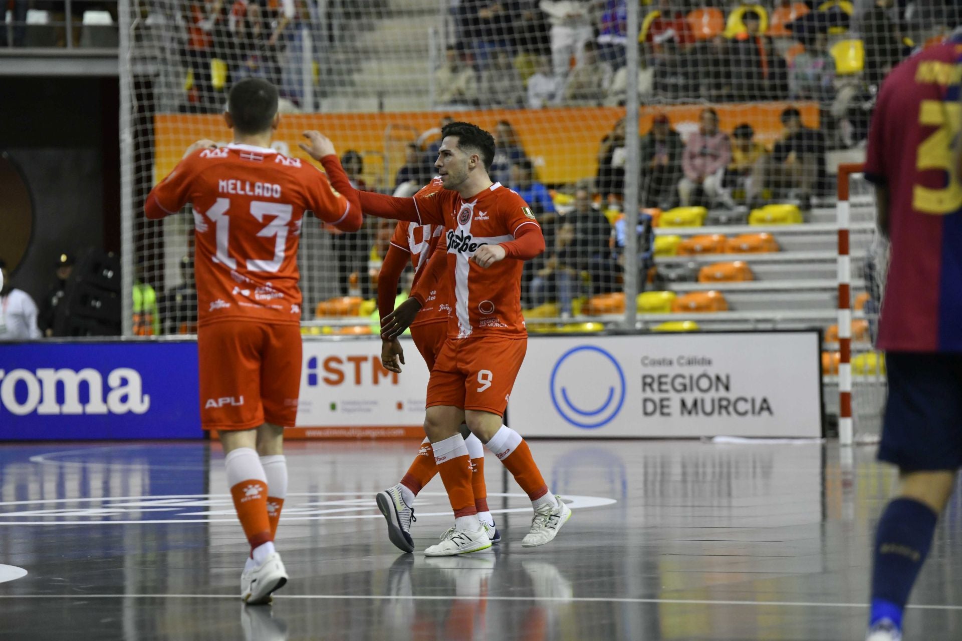 La victoria del Jimbee Cartagena frente al Barça, en imágenes