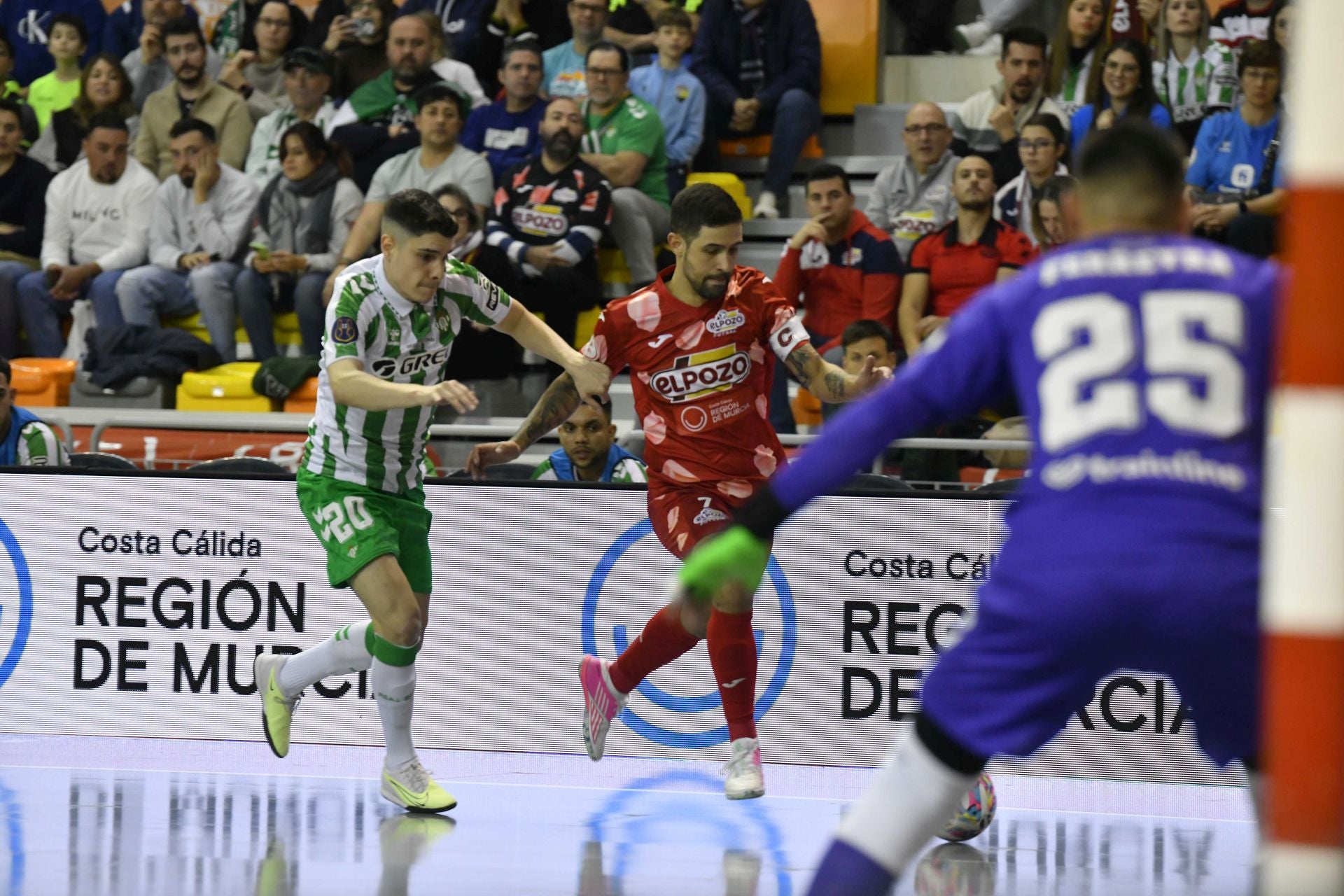 La derrota de ElPozo Murcia frente al Betis, en imágenes