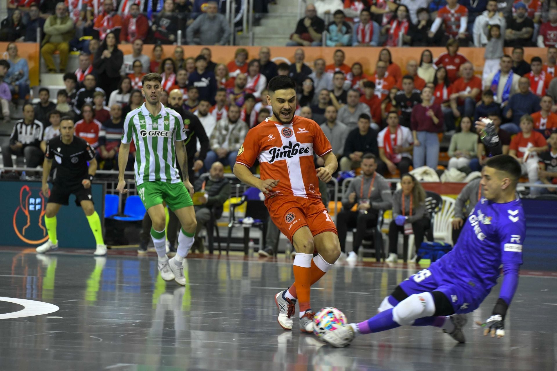 El Jimbee consigue la Supercopa ante el Betis