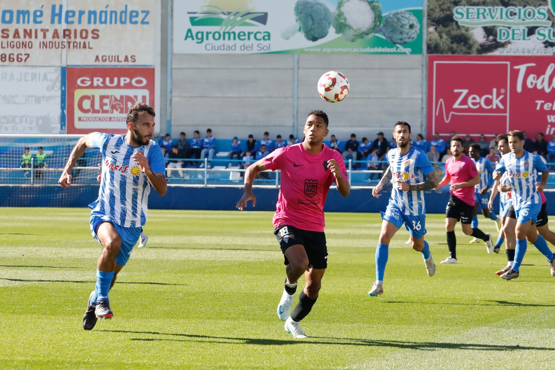 Las imágenes del Águilas-San Fernando (1-1)