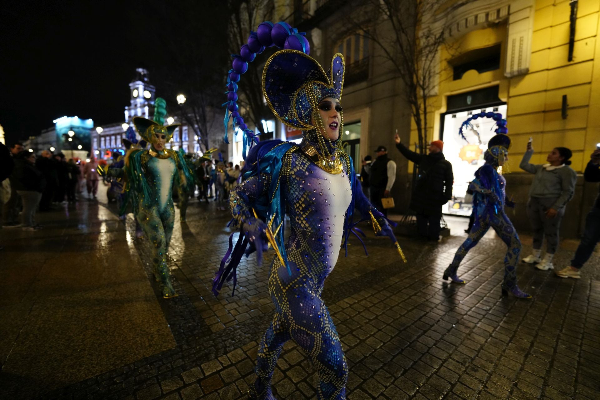 Las imágenes del desfile de Moros y Cristianos, sardineros y huertanos en Madrid