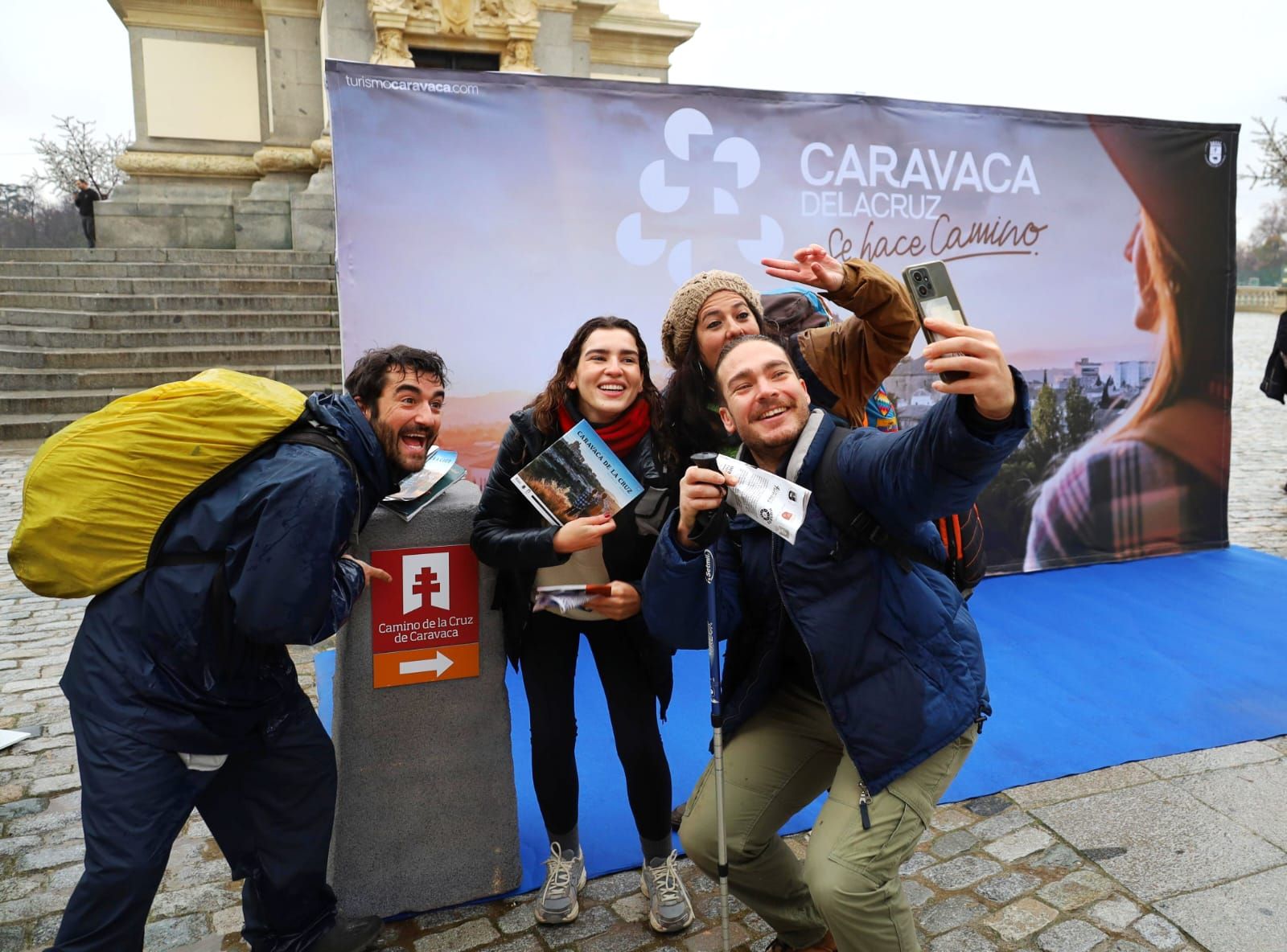 Caravaca recrea los caminos de la Cruz en el parque de El Retiro