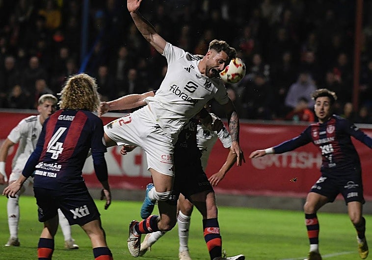 Raúl Alcaina, en el partido contra el Yeclano.