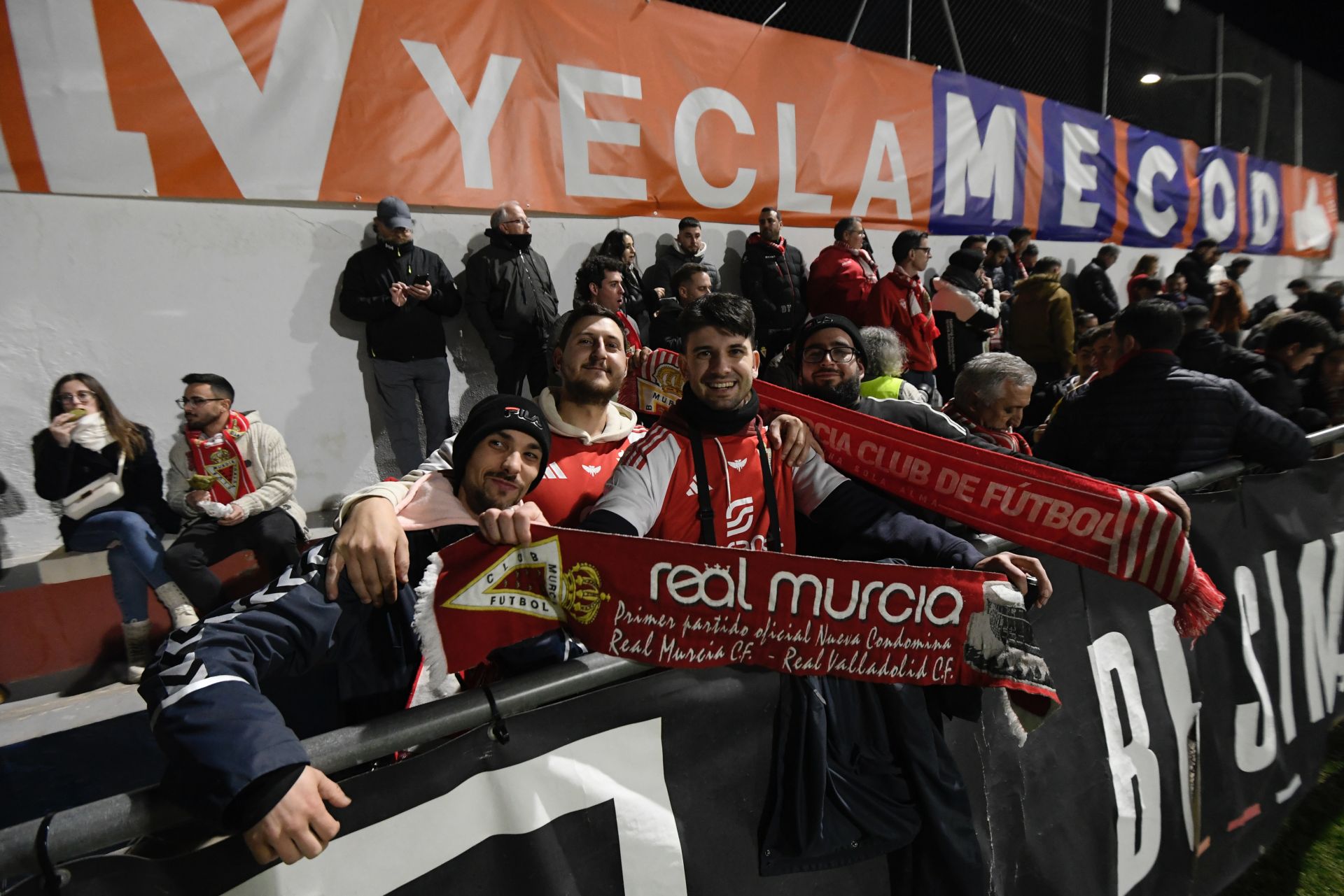 La victoria del Real Murcia frente al Yeclano Deportivo, en imágenes