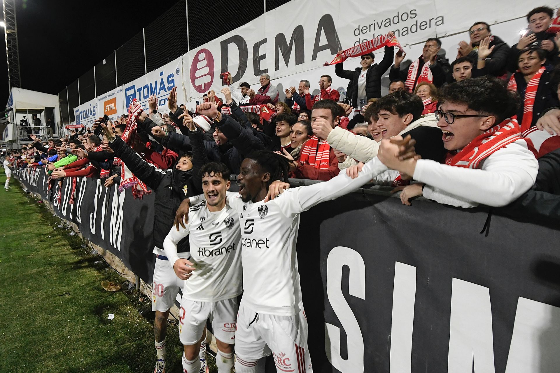 La victoria del Real Murcia frente al Yeclano Deportivo, en imágenes