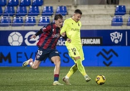 La derrota del Cartagena frente al Huesca, en imágenes