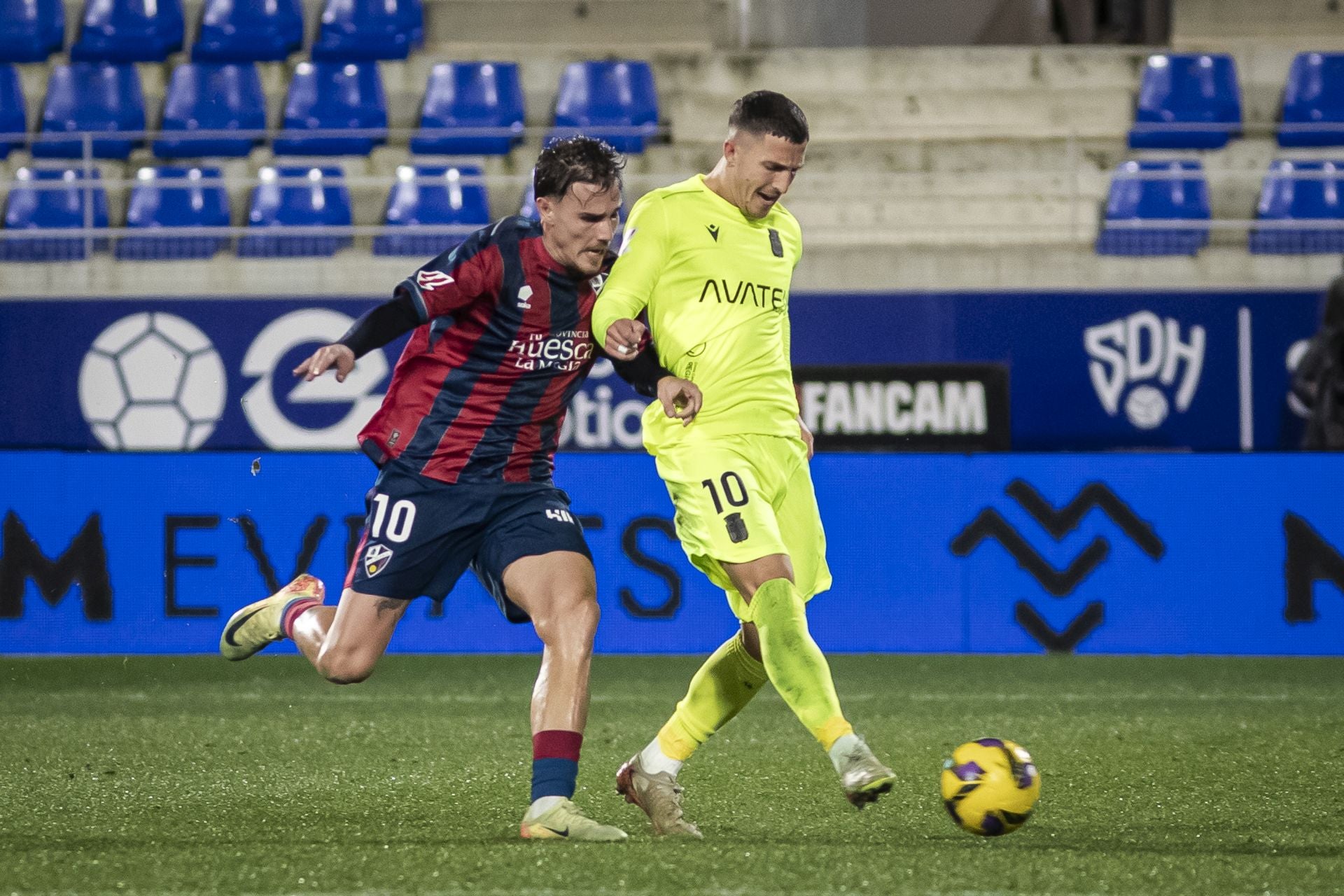 La derrota del Cartagena frente al Huesca, en imágenes