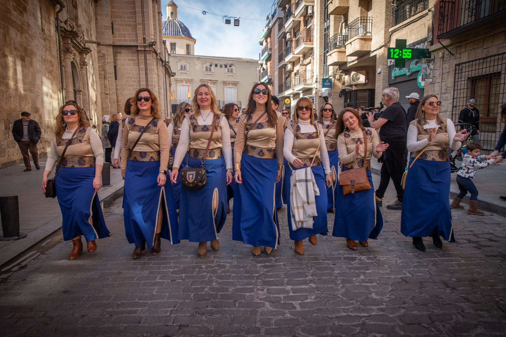 Las imágenes del desfile del Medio Año Festero en Orihuela