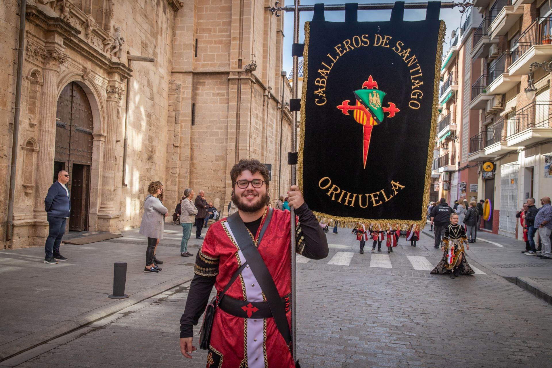 Las imágenes del desfile del Medio Año Festero en Orihuela