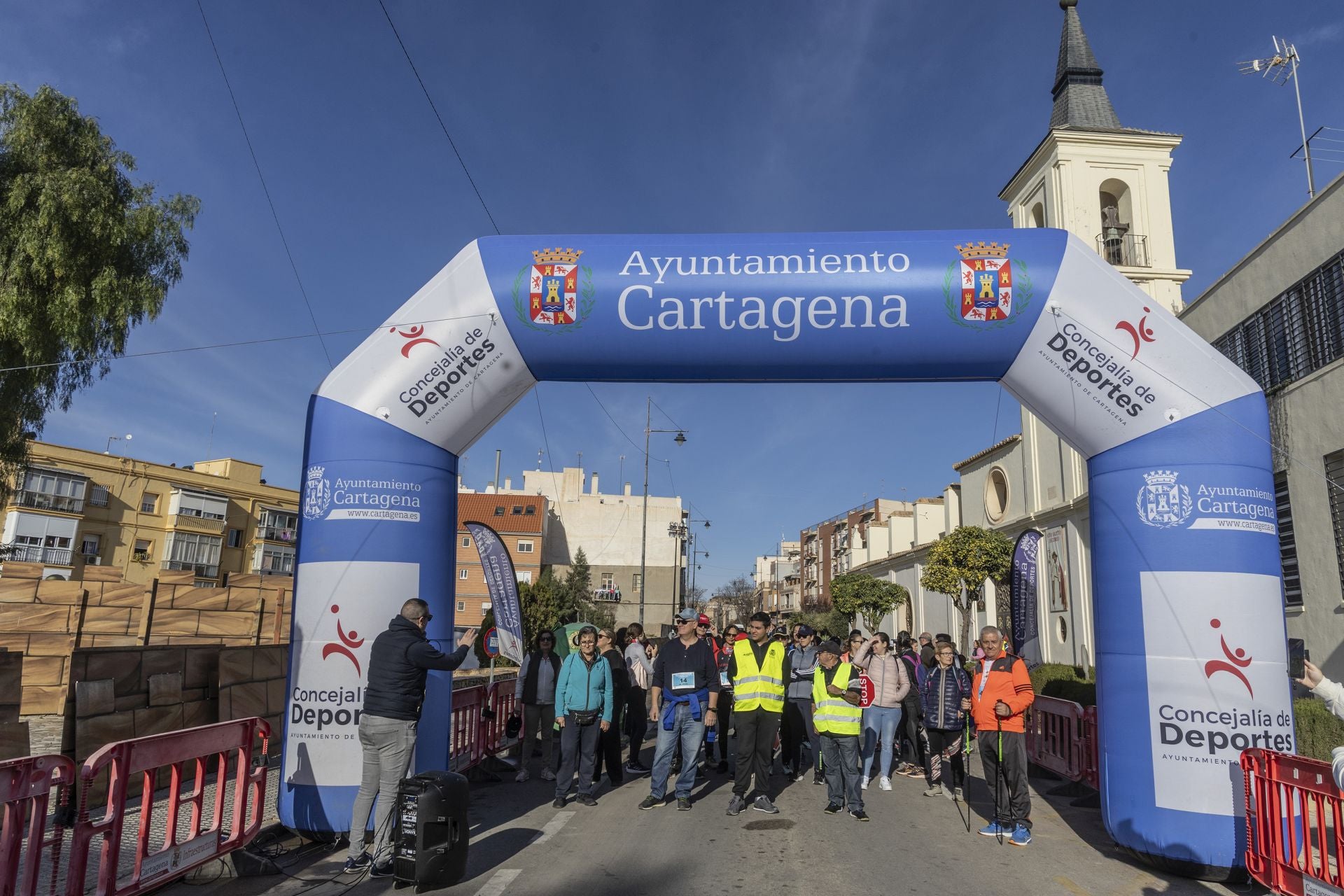 Las imágenes de la II Marcha solidaria subida al Calvario