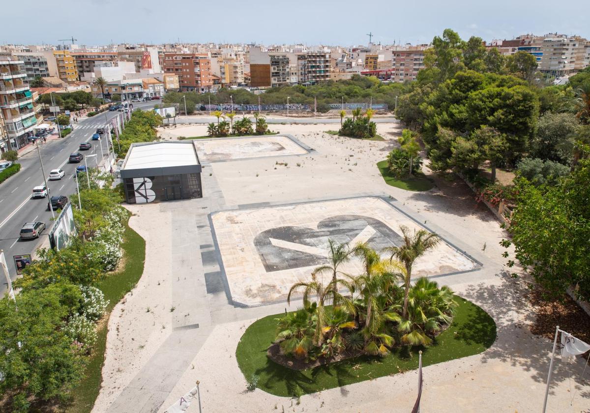 Terrenos donde el grupo Baraka tenía previsto levantar dos torres de más de 20 plantas junto al parque de Doña Sinforosa.