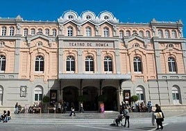 La fachada del Teatro Romea, en una imagen de archivo.