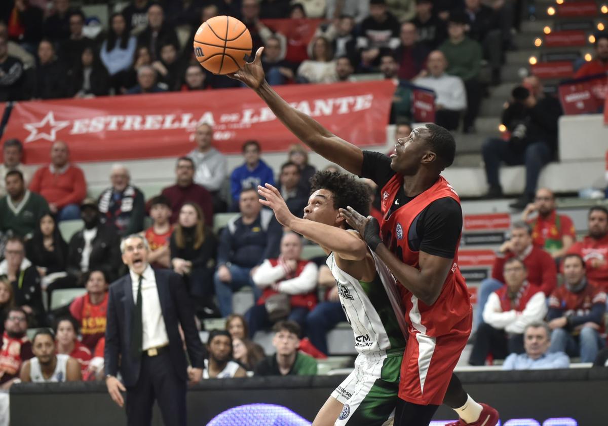 Las imágenes del UCAM-Nanterre (95-84)