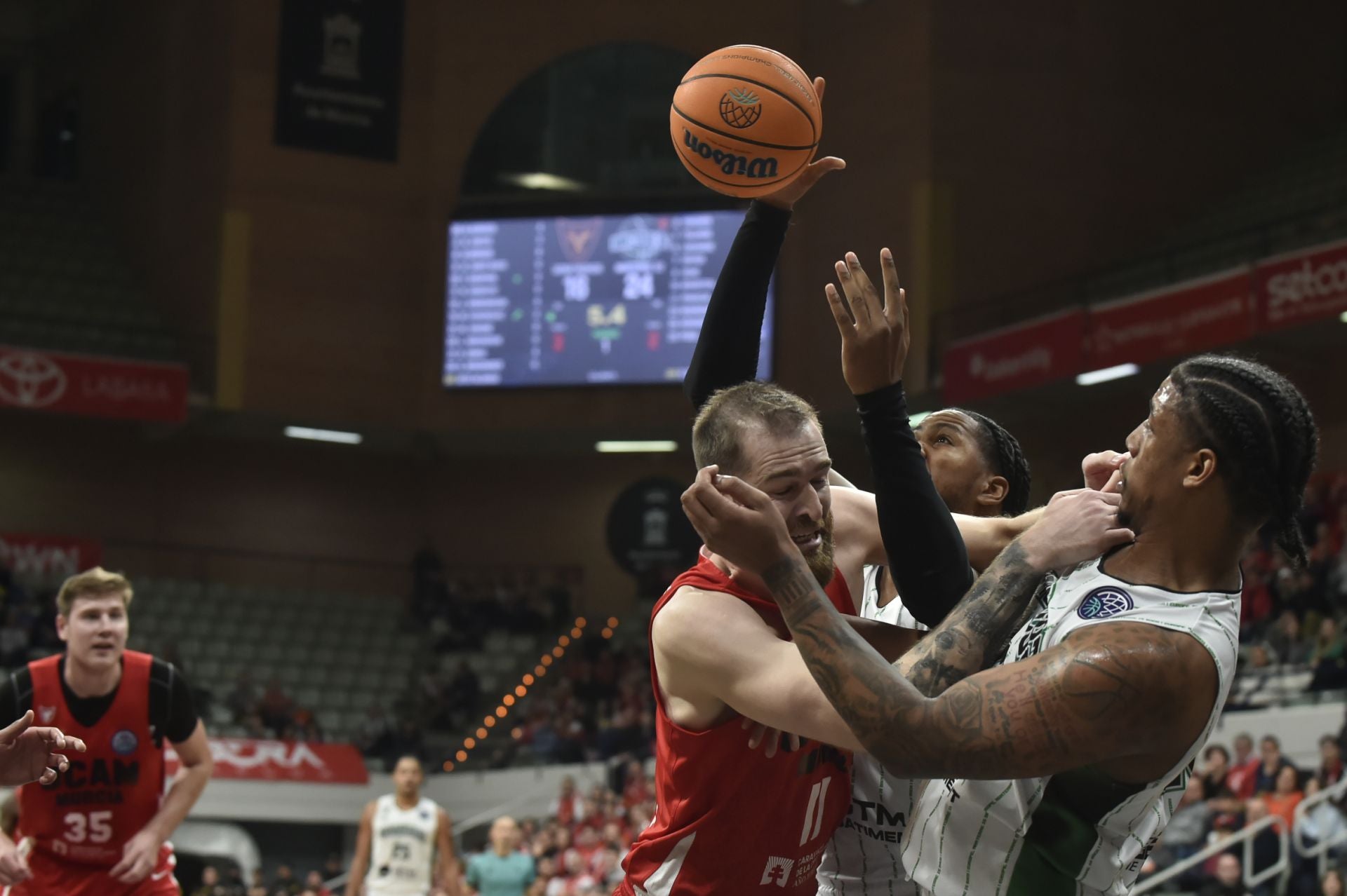 Las imágenes del UCAM-Nanterre (95-84)