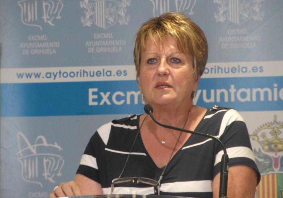 La exconcejal de playas de orihuela martina scheurer se sentará en el banquillo el próximo miércoles | la verdad
