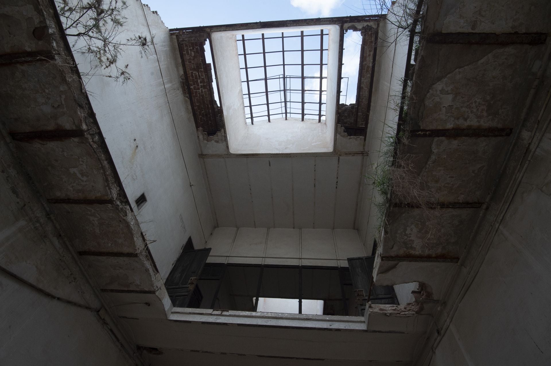 Las obras de consolidación de la estructura de la Cárcel Vieja de Murcia, en imágenes