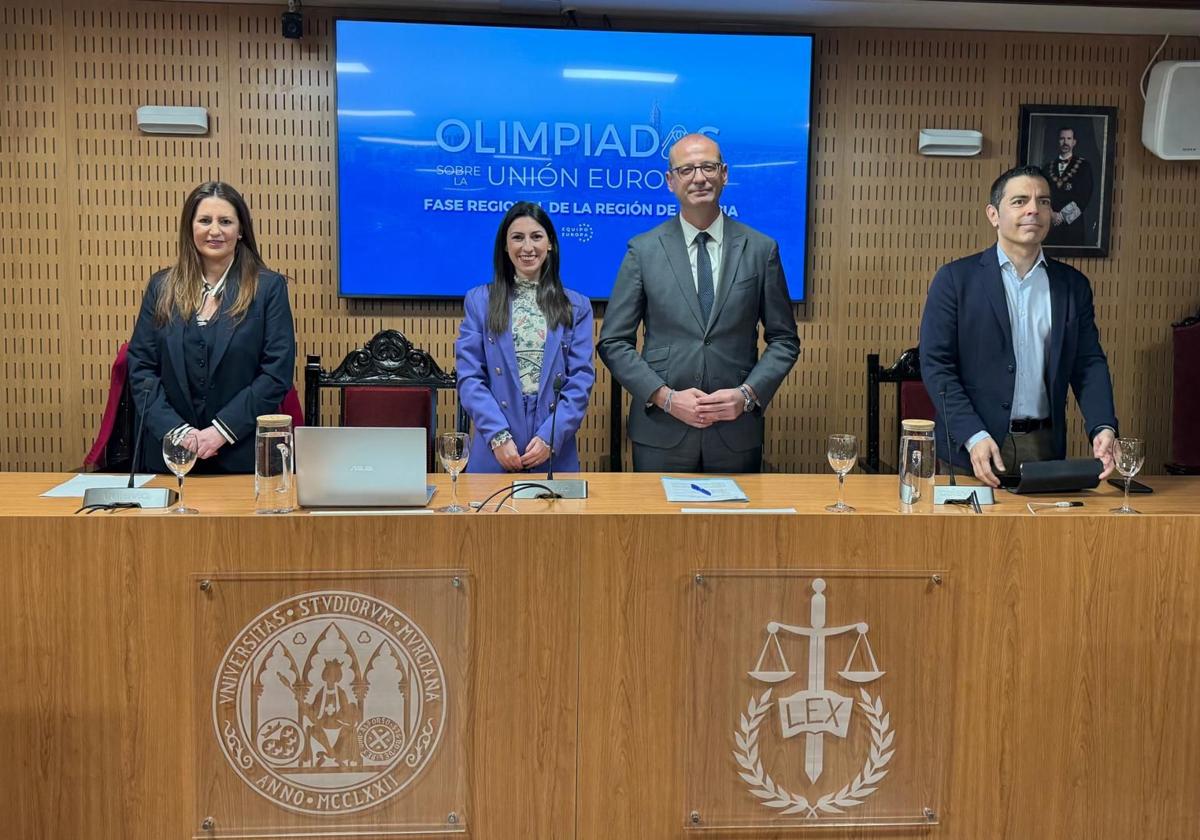 El consejero de Educación y Formación Profesional, Víctor Marín, en la inauguración de las III Olimpiadas Europeas, este viernes.