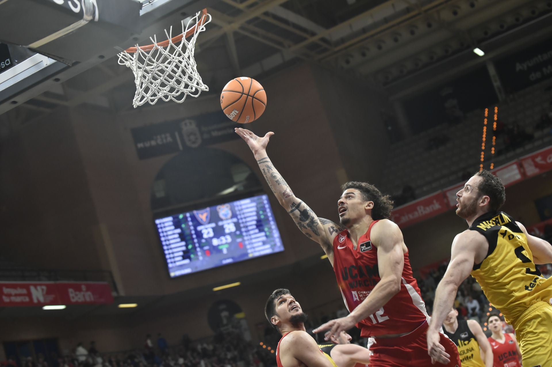 Las imágenes de la derrota del UCAM Murcia contra La Laguna