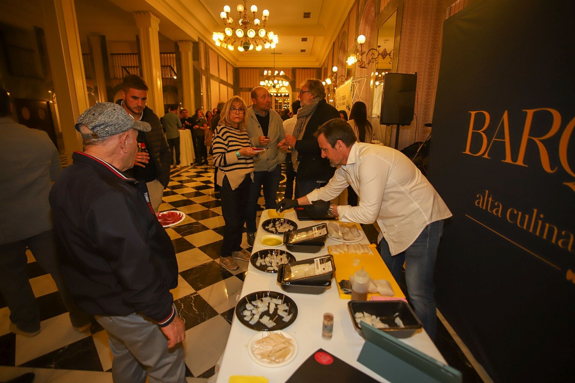 La bienvenida en Murcia a la Asamblea de cocineros EuroToques, en imágenes