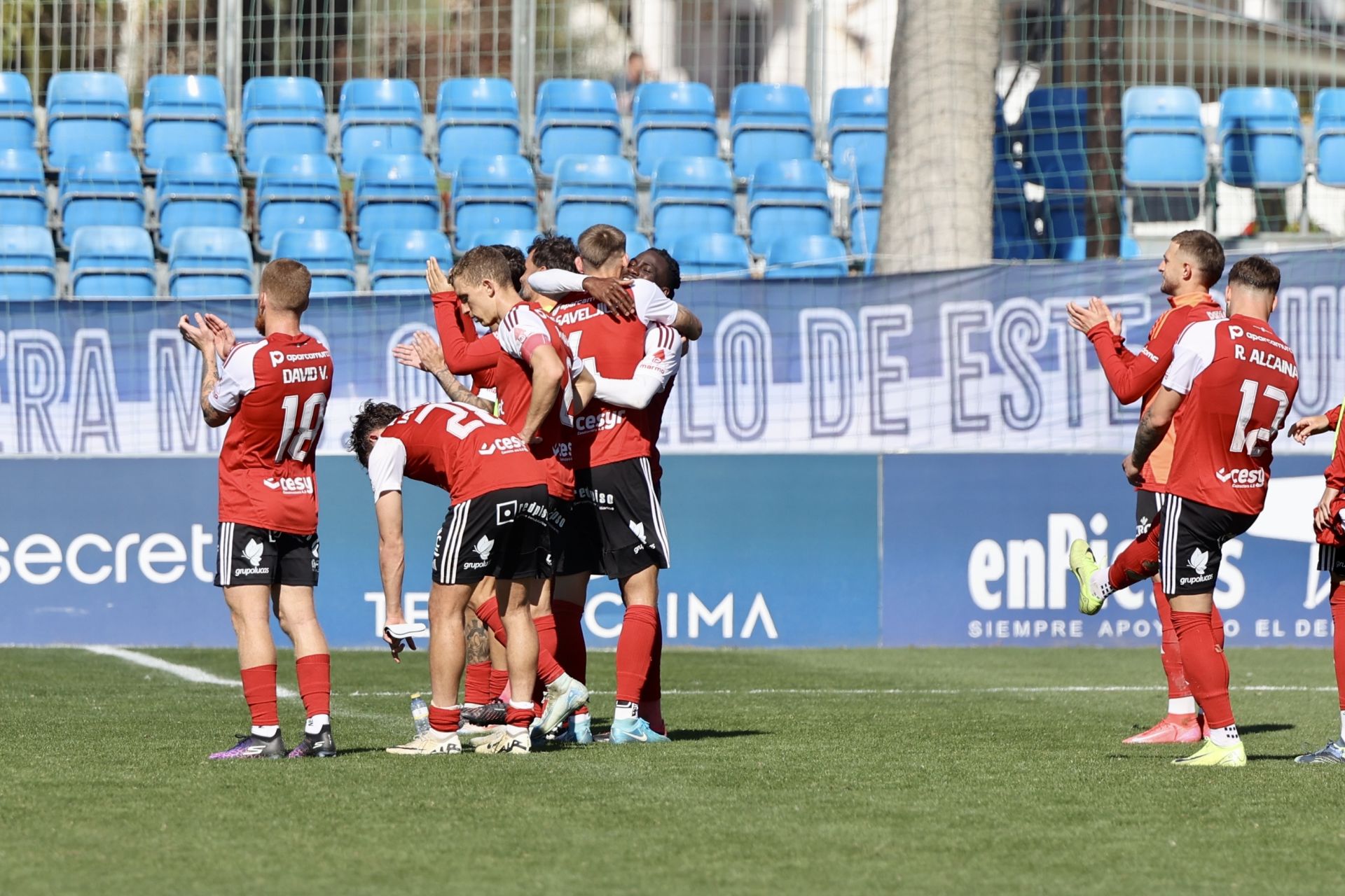 La victoria del Real Murcia frente al Marbella, en imágenes
