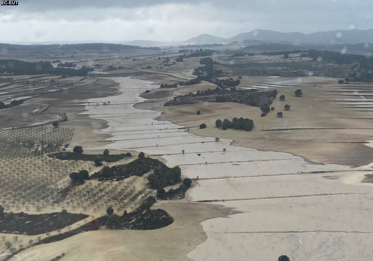 Riada en los campos de secano entre Caravaca y Cehegín durante la dana de octubre de 2024.