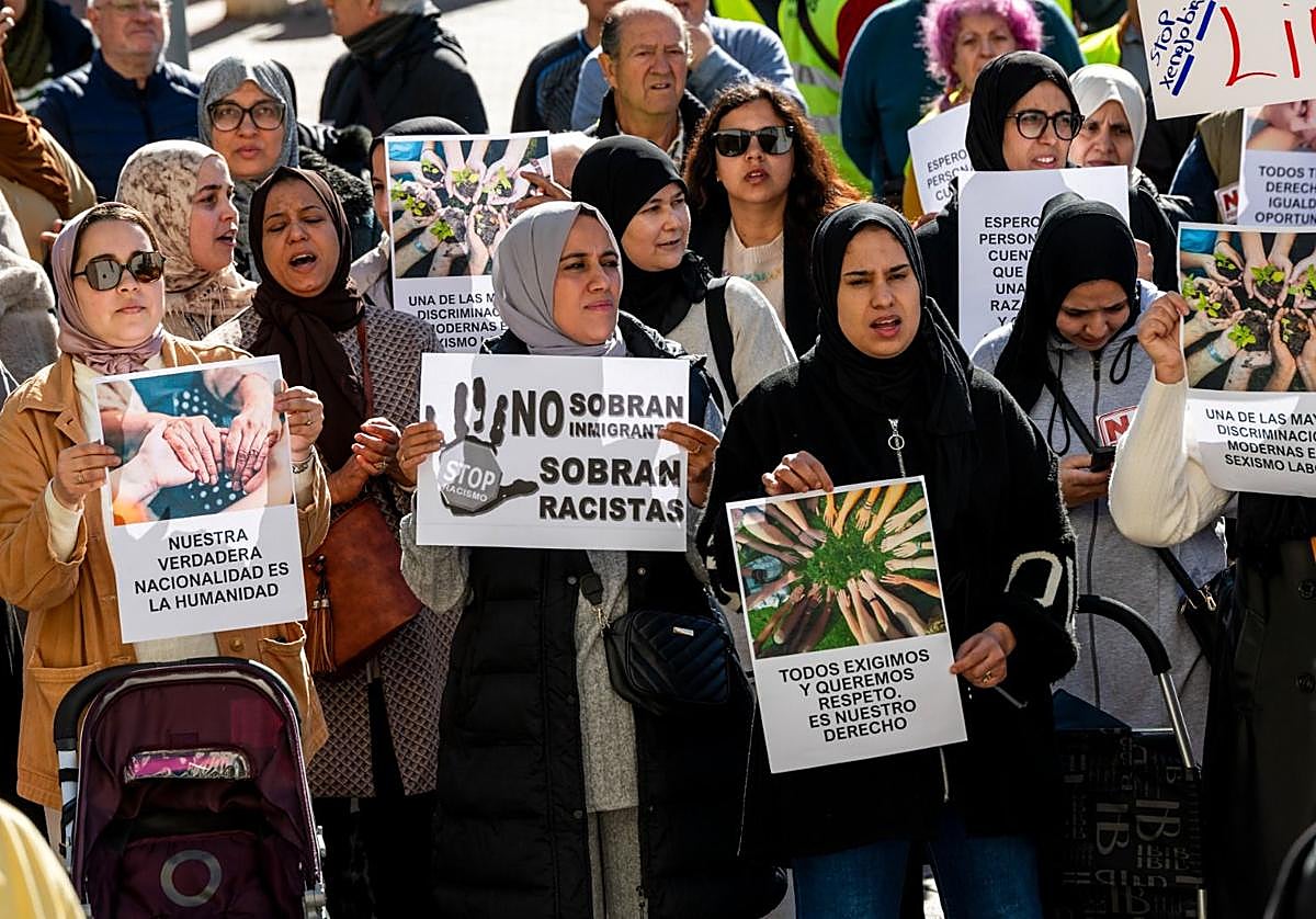 La concentración, este jueves, en Molina.