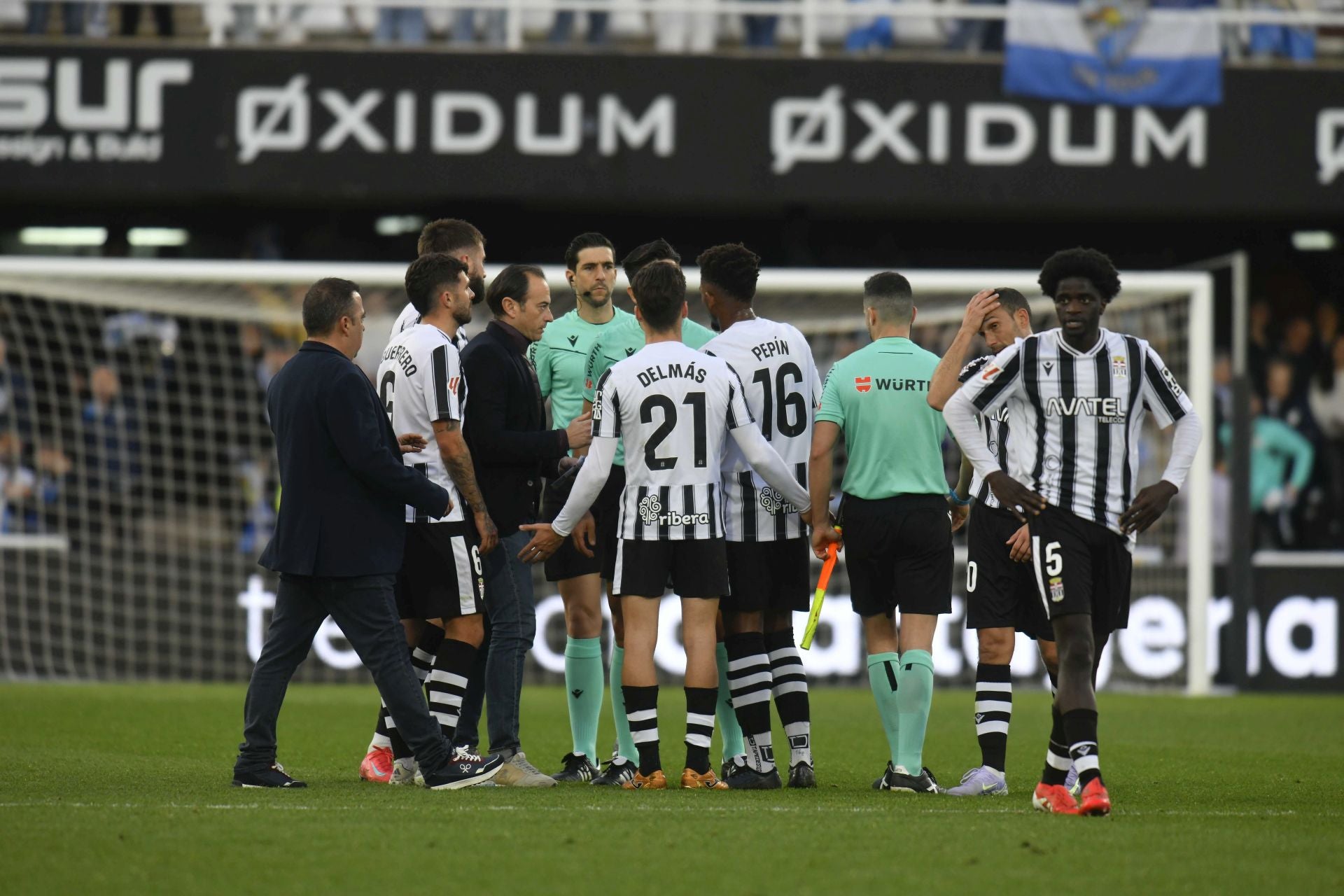 La derrota del Cartagena frente al Málaga, en imágenes