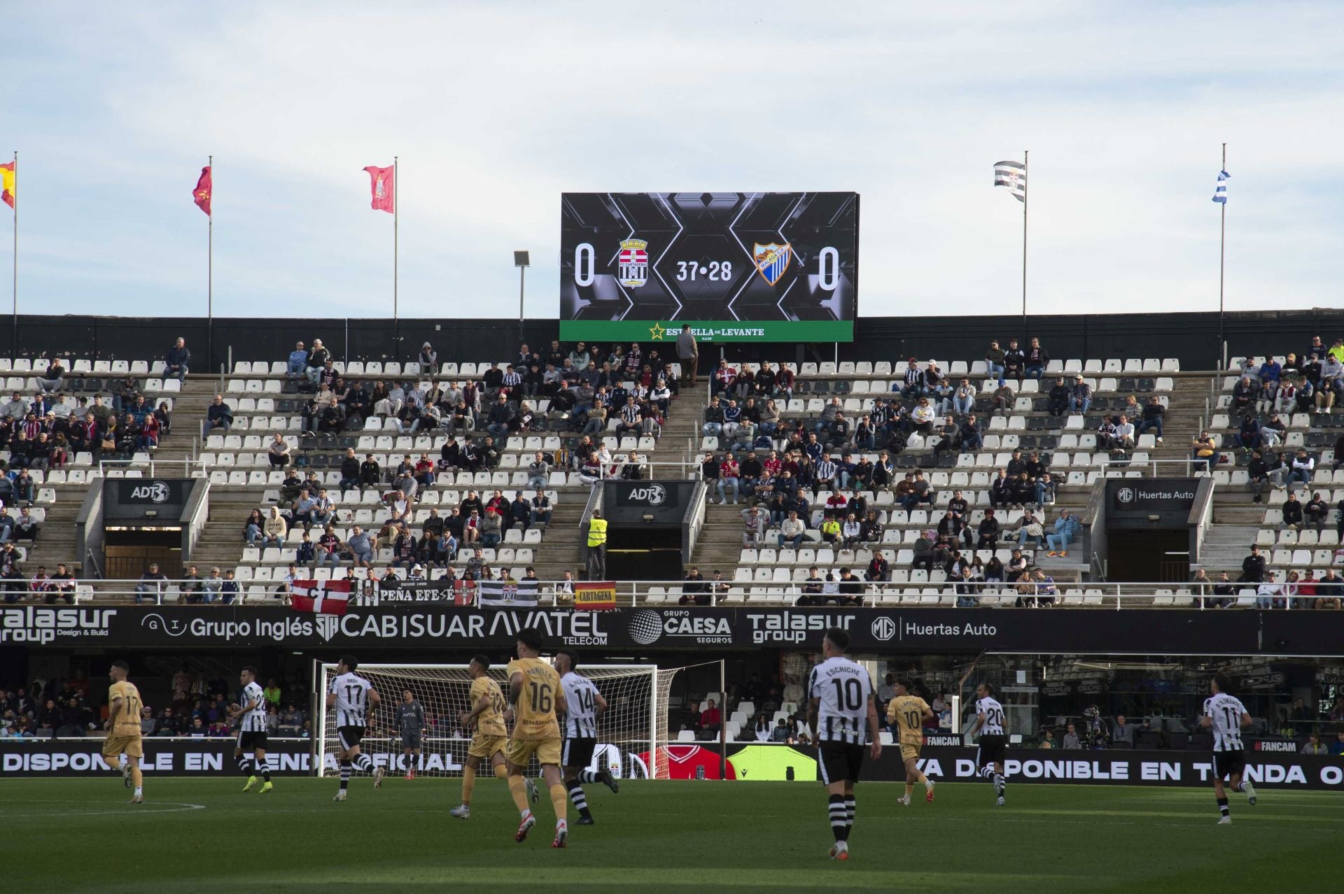 La derrota del Cartagena frente al Málaga, en imágenes