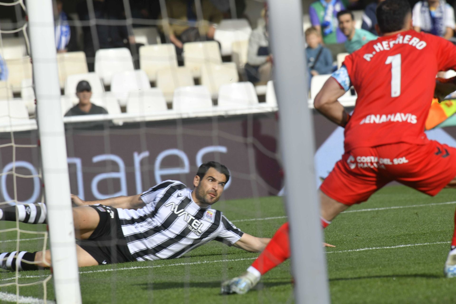 La derrota del Cartagena frente al Málaga, en imágenes