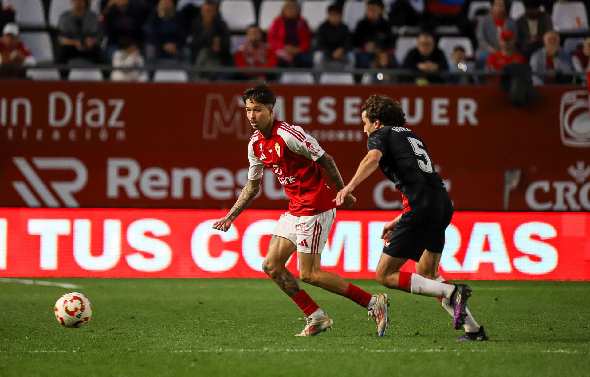 La derrota del Real Murcia frente al Sevilla Atlético, en imágenes