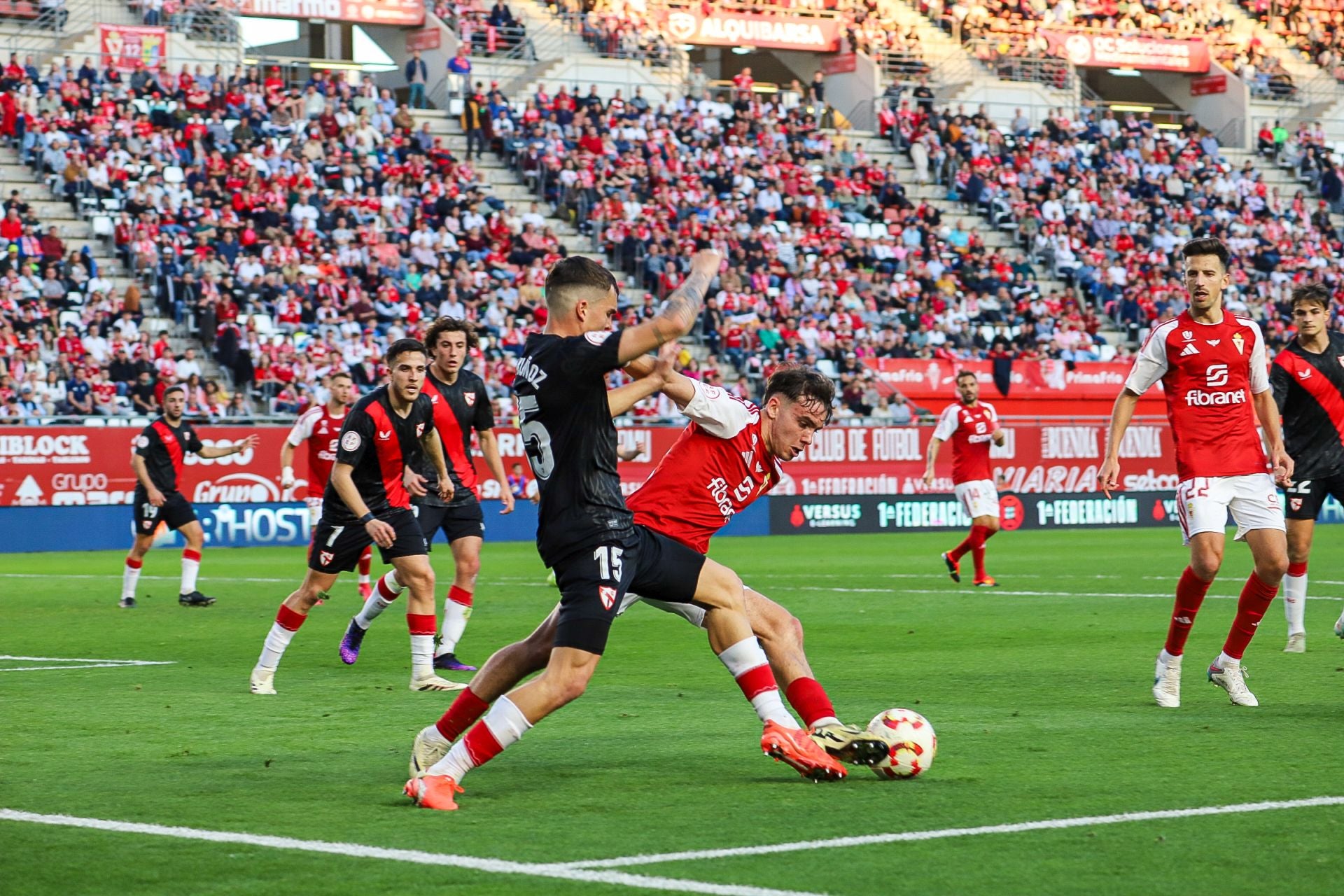 La derrota del Real Murcia frente al Sevilla Atlético, en imágenes