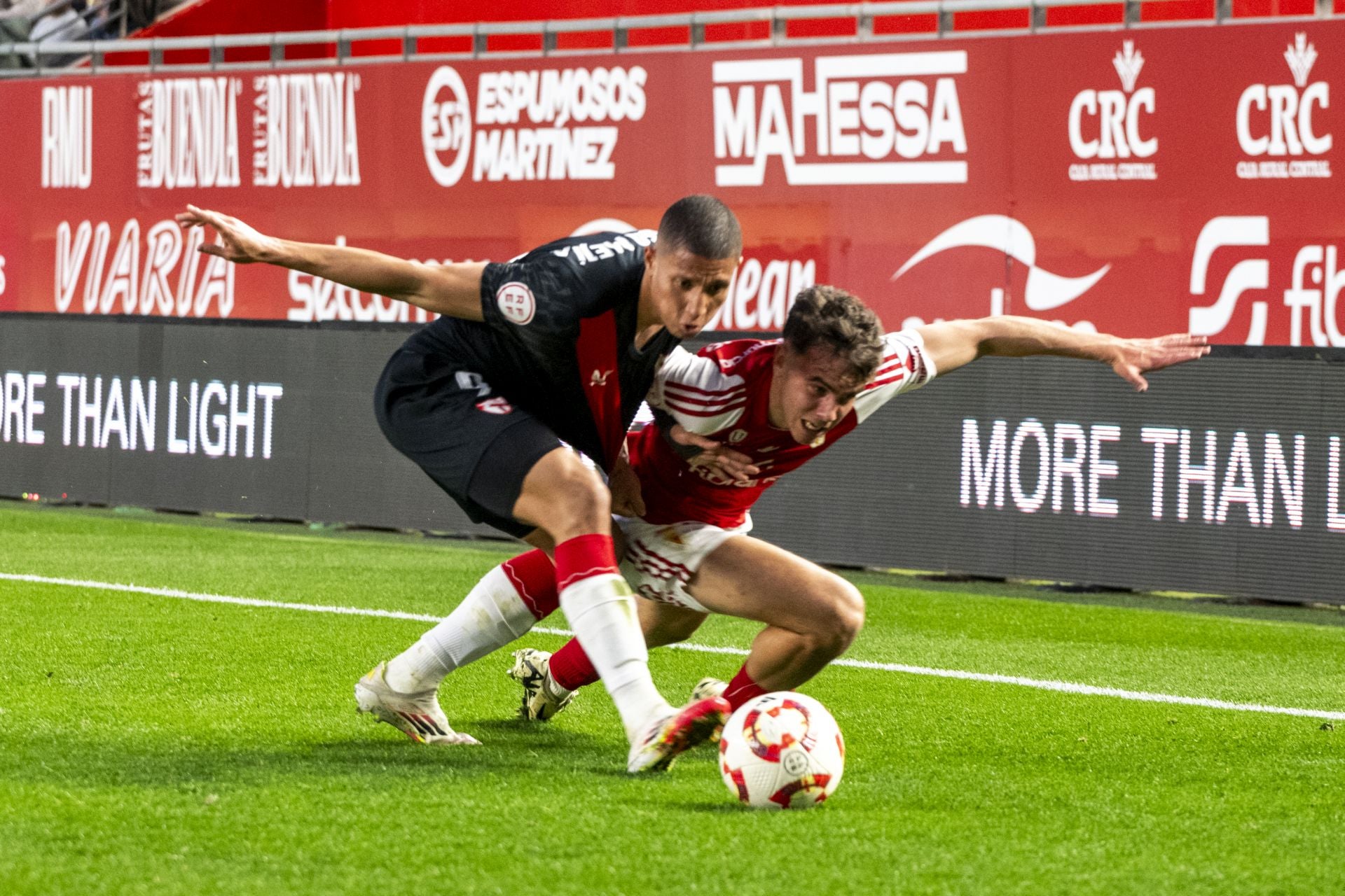 La derrota del Real Murcia frente al Sevilla Atlético, en imágenes