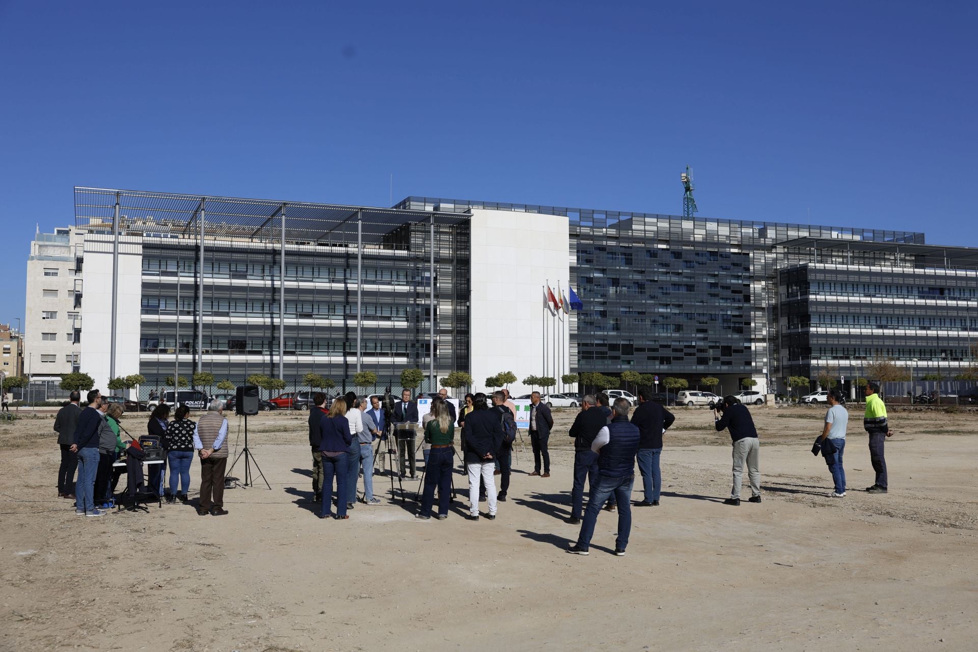 La presentación del nuevo aparcamiento disuasorio de Juan Carlos I de Murcia, en imágenes