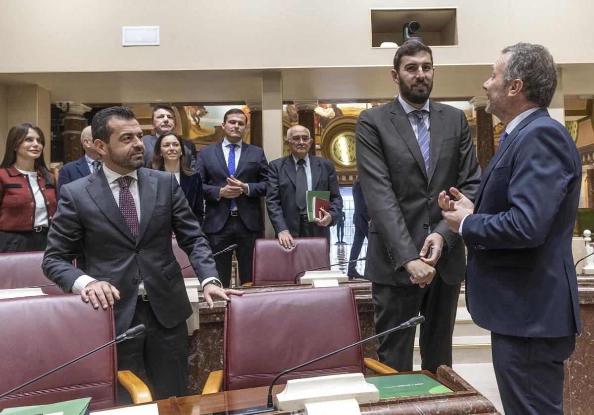 José Ángel Antelo y Joaquín Segado, este martes, en la Asamblea Regional.