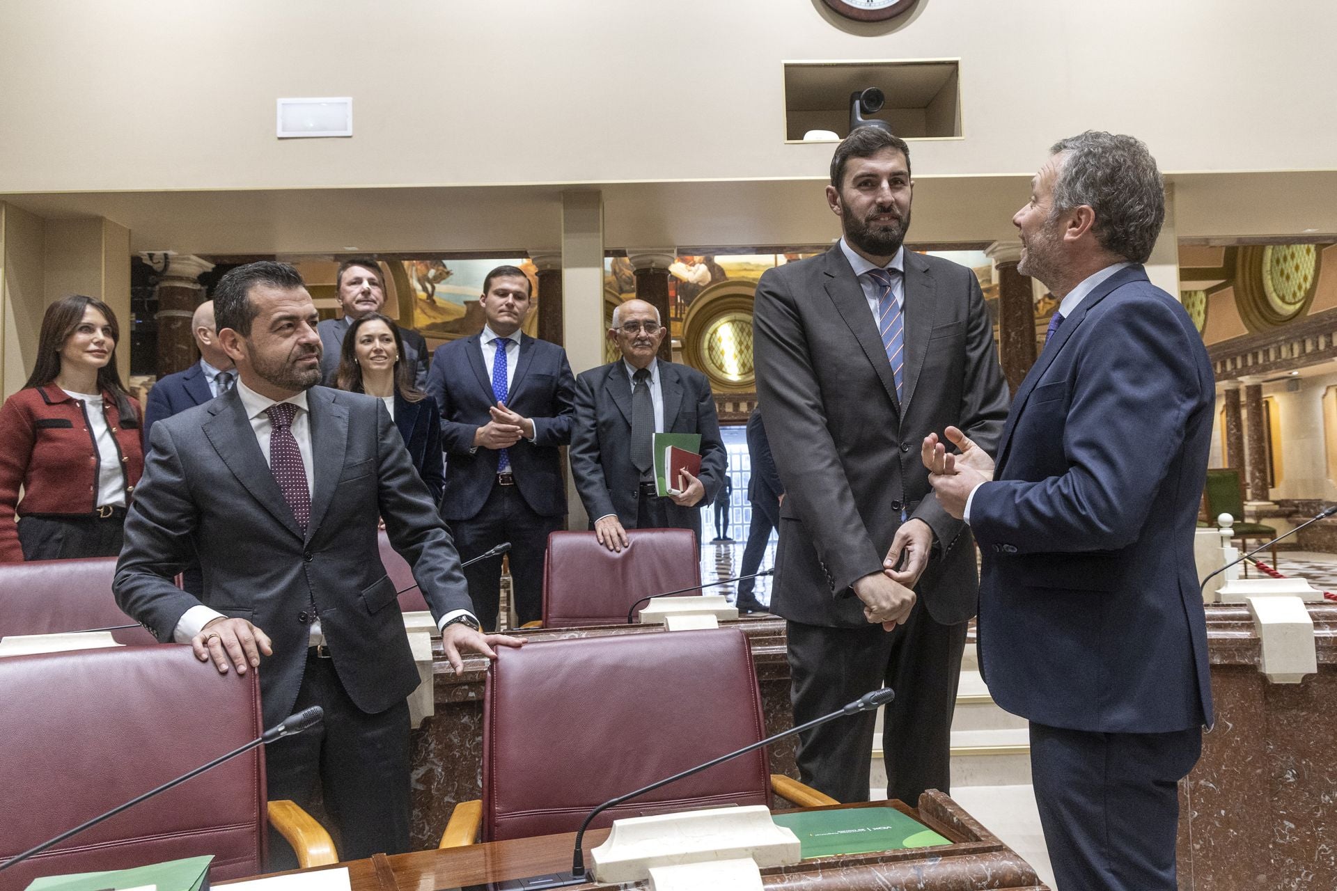 El Pleno de la Asamblea Regional de este martes, en imágenes