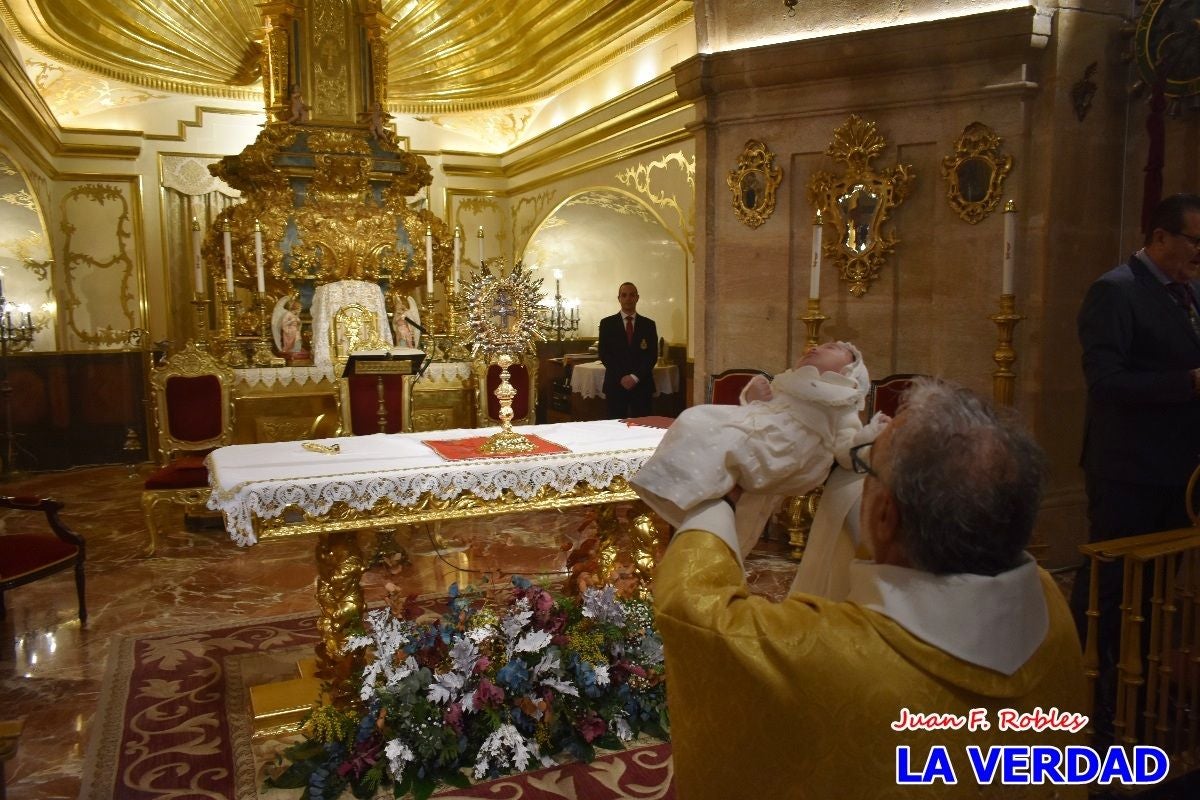 Presentación de los niños a la Vera Cruz de Caravaca - II